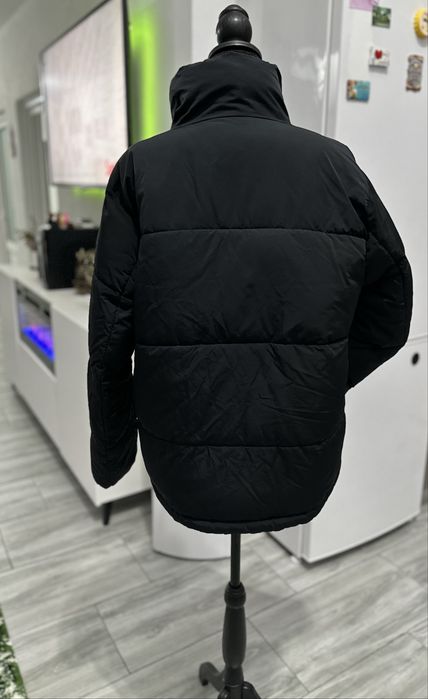 Jachetă champion puffer ca și nouă