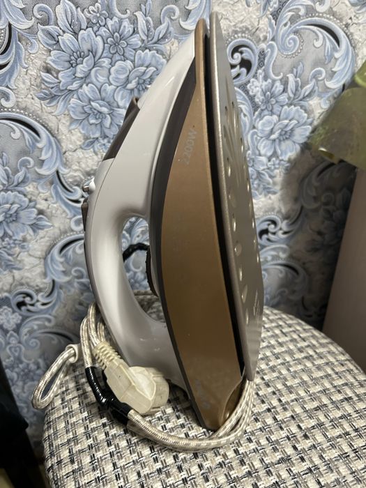 Утюг топовый супер.