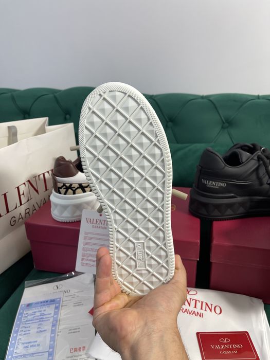 Adidasi Valentino piele naturala Full Box colectie noua Premium