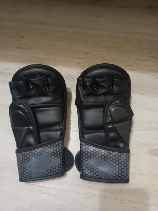 Перчатки мма для мальчика 10 -11лет