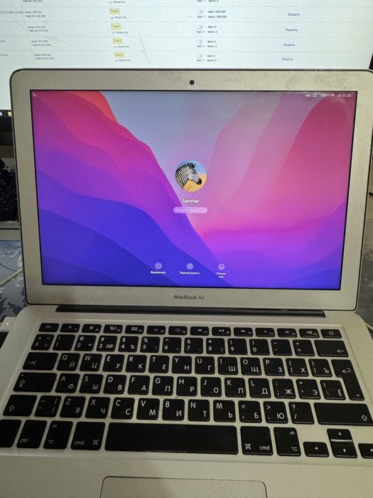 Macbook air2017 с памятью 128