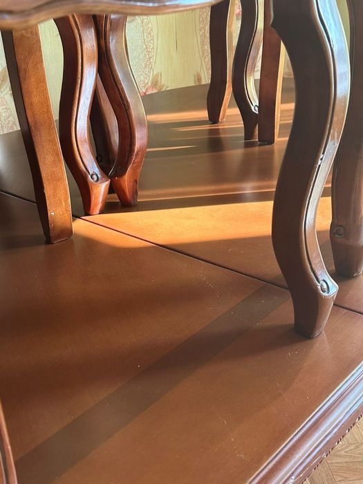 Продам стол