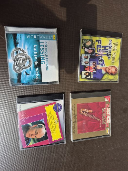 Vând 8 CD originale  muzică clasica mixta