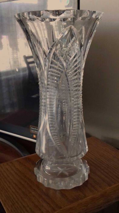 Кристална ваза (олово-кристал)