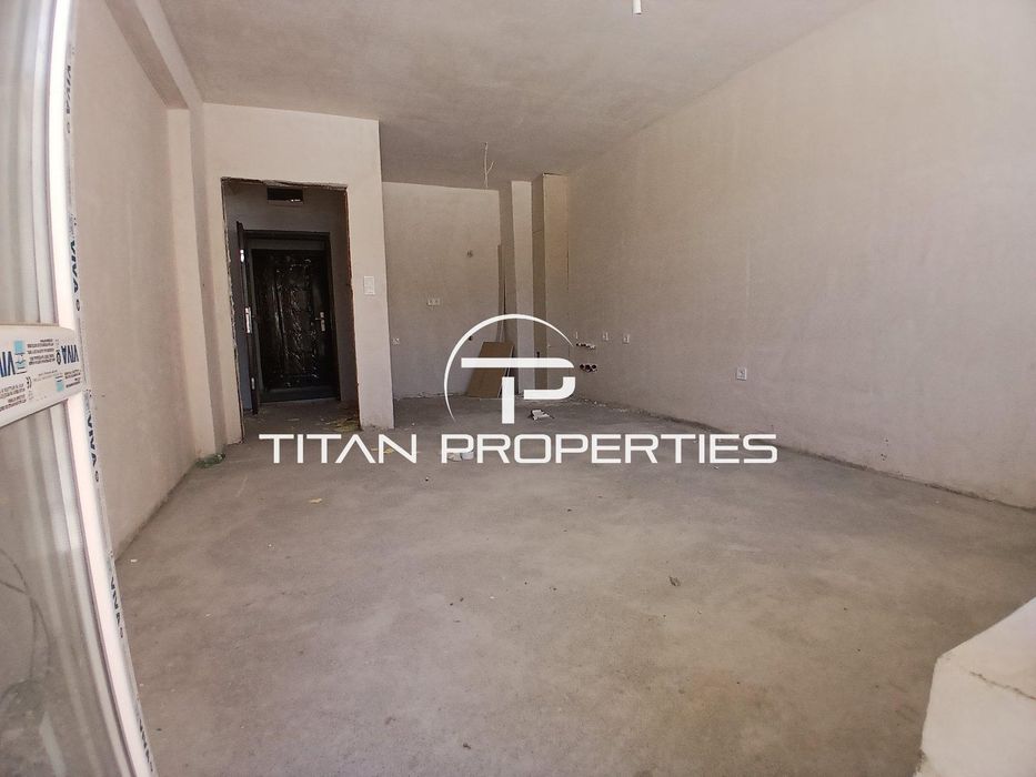 Продава се Двустаен апартамент в Пловдив, Остромила - 67 кв.м за 1792 €/кв.м - Снимка #1