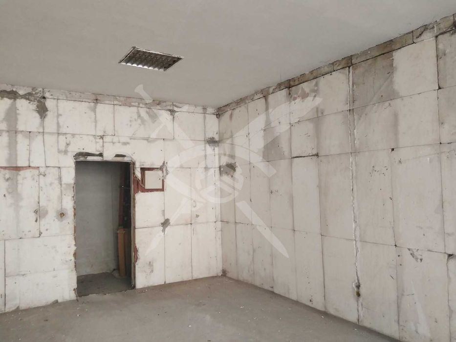 Продава се Магазин в София, Център - 41 кв.м за 1045 €/кв.м - Снимка #1