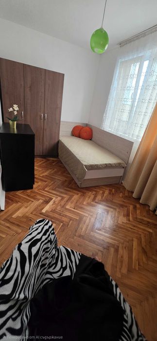 Под наем Тристаен апартамента централна поща