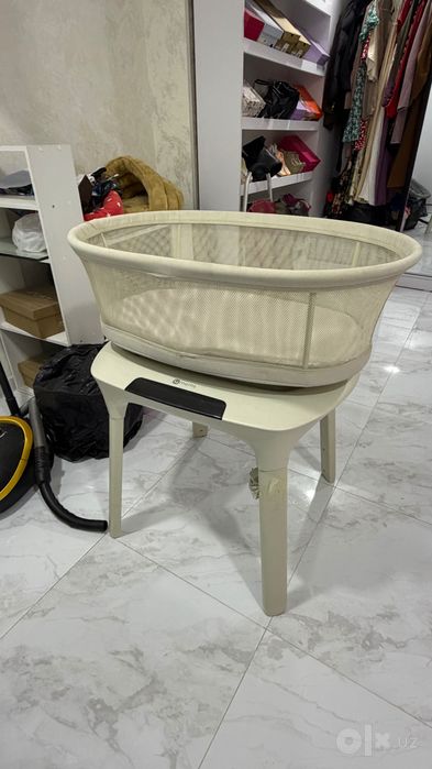 Автолюлька фирмы 4moms