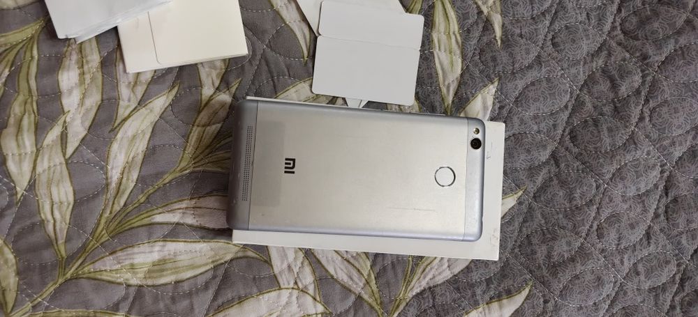 Telefon sastayani yaxshi karobka dakumentlari Bor xamma narsasi ishlay