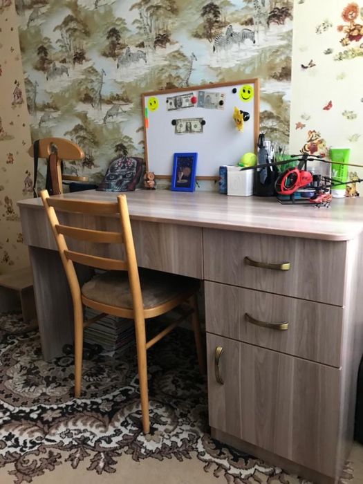 Письменный стол