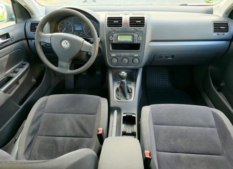 Vând Wolkswagen GOLF 5