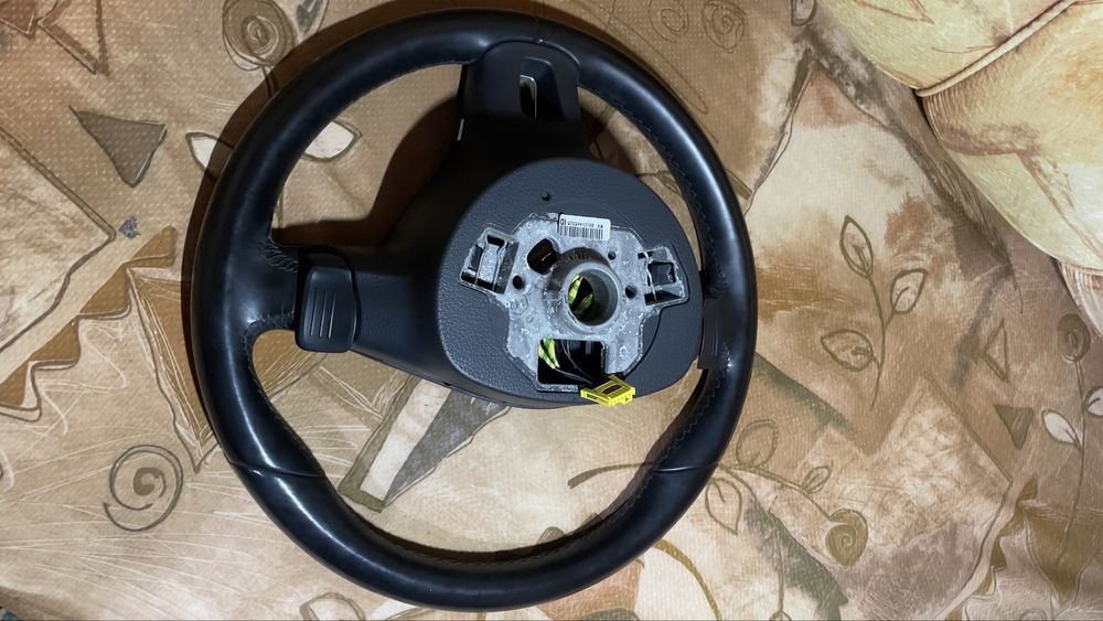 Volan complet cu comenzi padele si airbag golf 6 passat