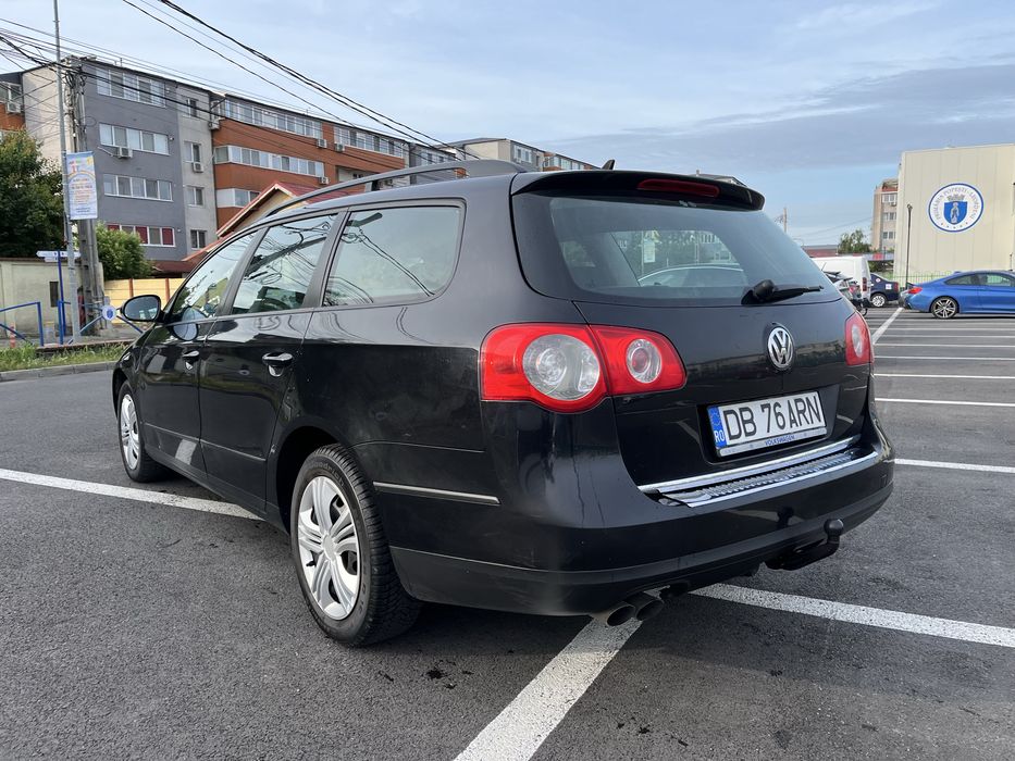 Volkswagen Passat B6 2009 DSG 2.0 TDI  incalzire scaune climatronic carlig remorcare climatronic cotiera faruri automate stergatoare automate