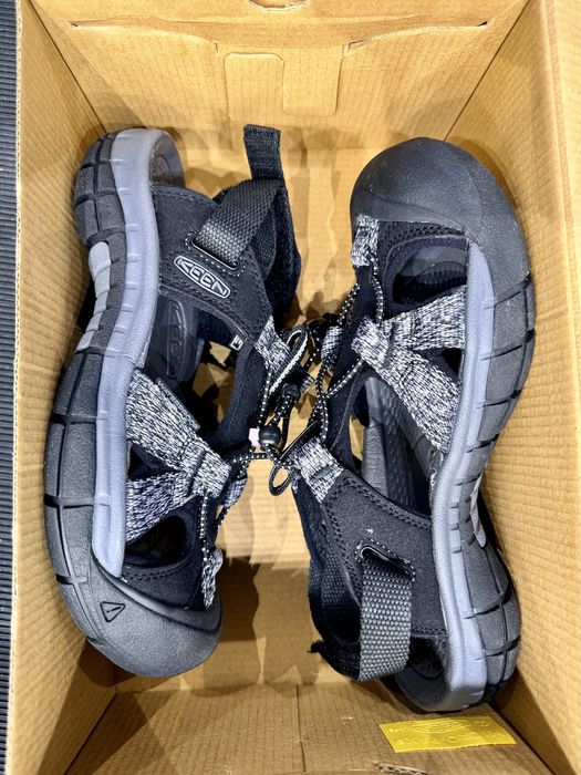 Keen sandale femei