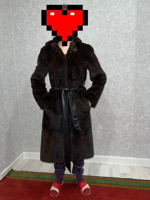 Продам шубу норковую