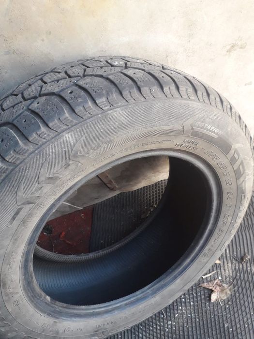 Продам шины 205/65/15