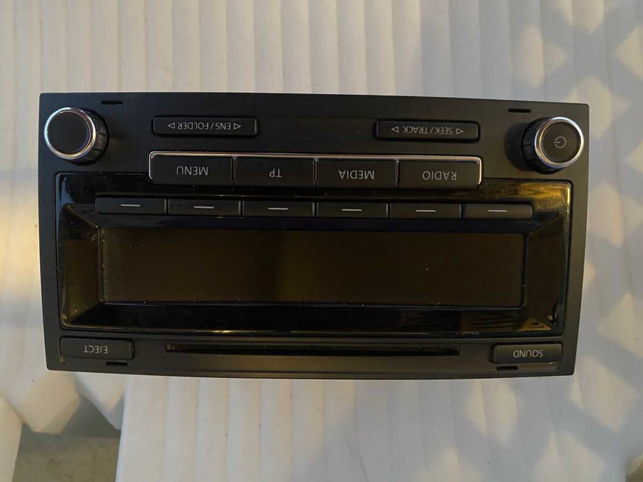 Продава Радио за кола