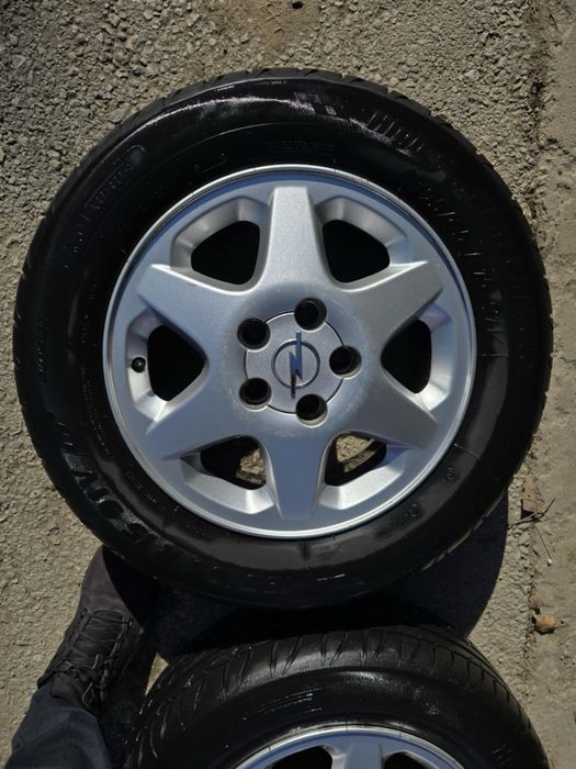 Джанти с гуми 195/65/15