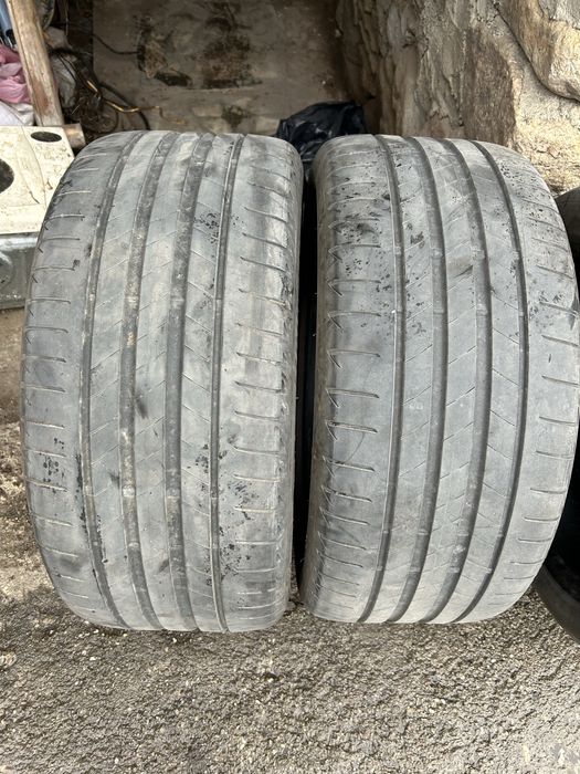 Летни гуми bridgestone 225 45 18 2 бр.