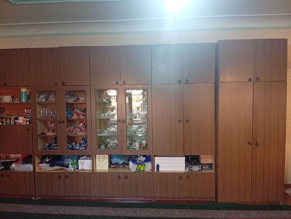 мебель сотилади халати яхши колагн малумот телда гаплашамиз