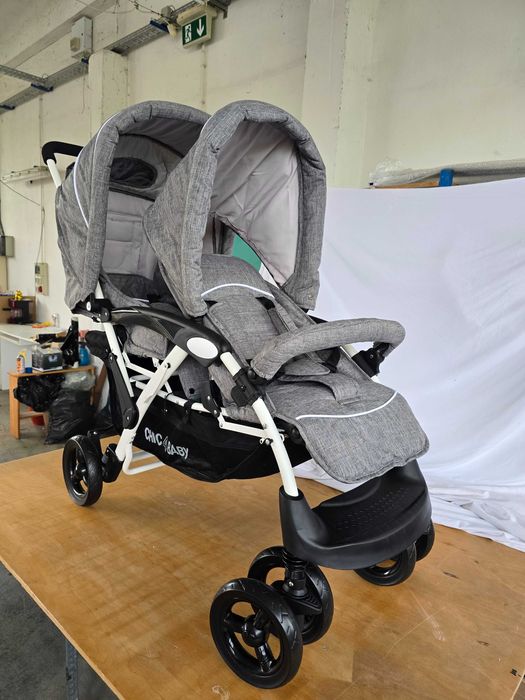 CHIC 4 BABY - Carucior Sibling DUO cu landou si husa de ploaie,  gri