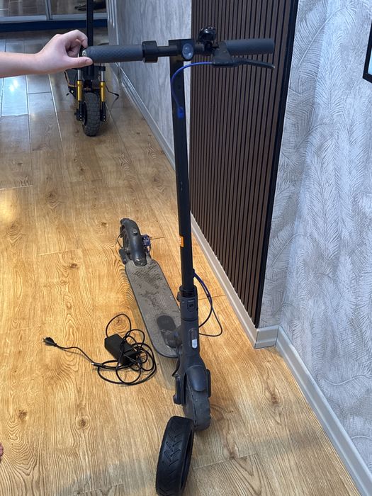 Самокат Xiaomi. Б/у