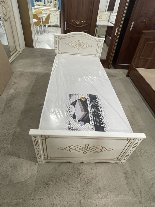 Kravat Крават Atirgul oq