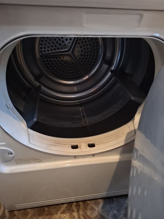Сушилня AEG lavatherm 7kg