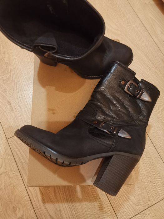 Стилни ботуши Geox, боти Tamaris и ботуши Rieker