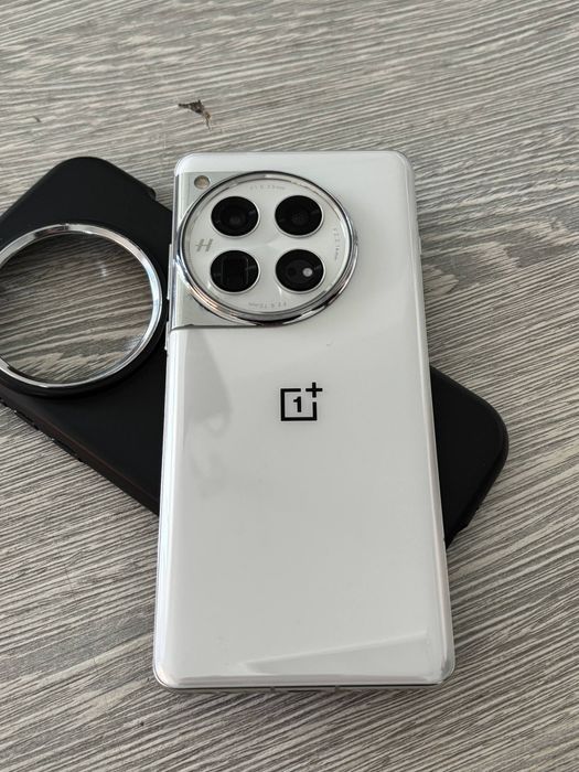 OnePlus 12 12/256