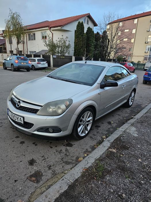 Opel Astra TwinTop