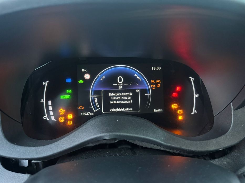 Toyota yaris cross avariat