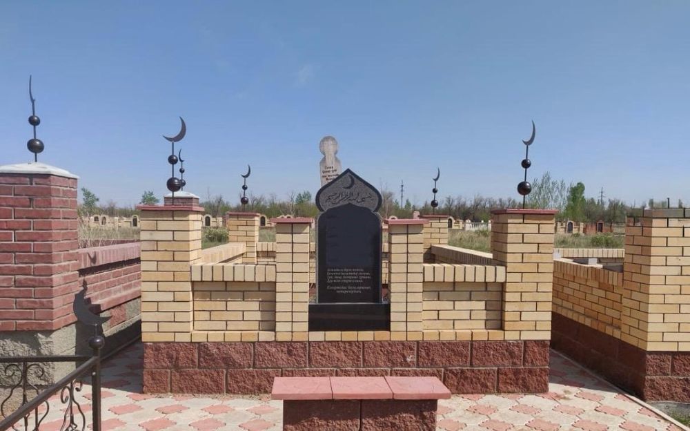 Памятник под ключ в Астане