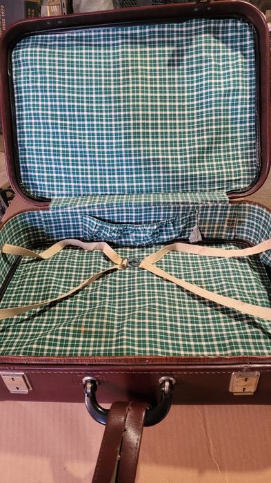 Продам чемоданы производство СССР