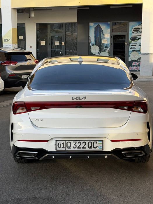 KIA K5 sotiladi kraskasi tozza ideal xolatda moshna