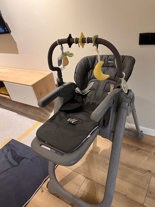 Продам стул для кормления chicco