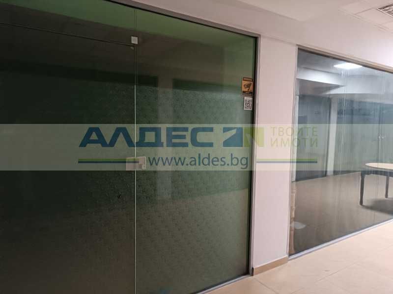 Дава се под наем Магазин в София, Младост 1 - 26 кв.м за 239.19 € - Снимка #9