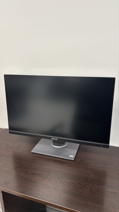 В гаранция Asus  ProArt PA278QV 27 инча IPS