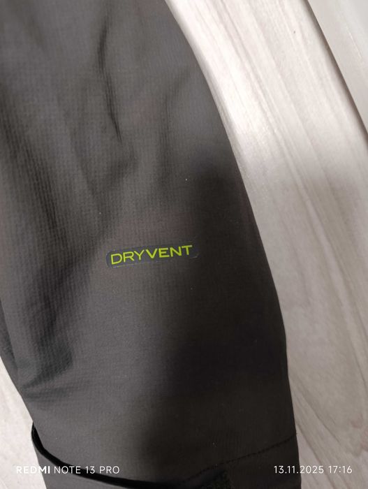 ''The North Face DryVent''оригинално мъжко яке Л размер