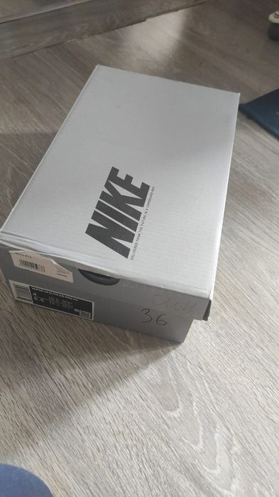 Футбольные бутсы 36 размер