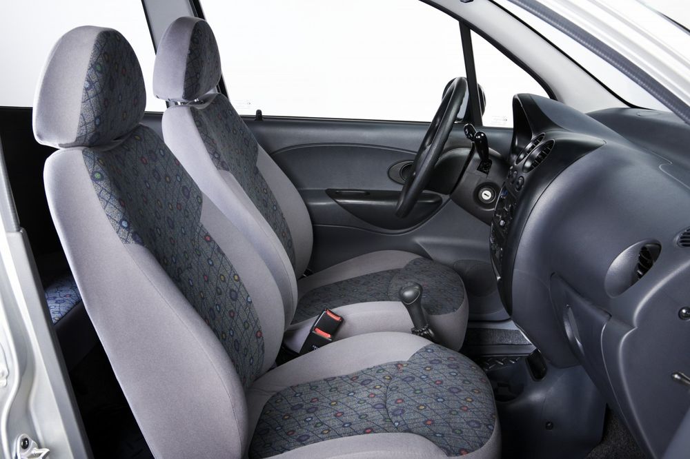 АВТО Тюнинг. На заказ чехолы. Опшивка салона.