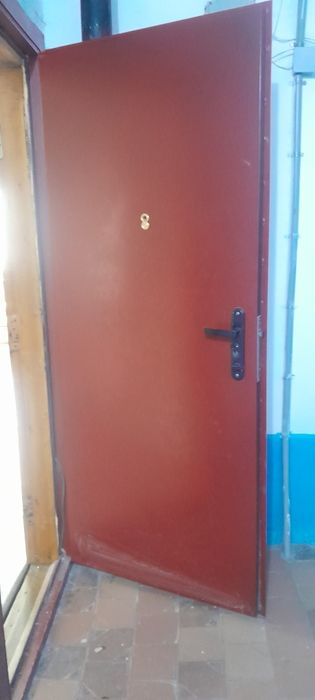 Дверь входная отличном состоянии