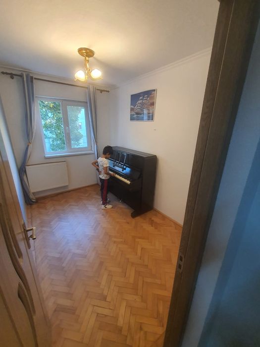 Apartament 3 camere et.1 Cenrral