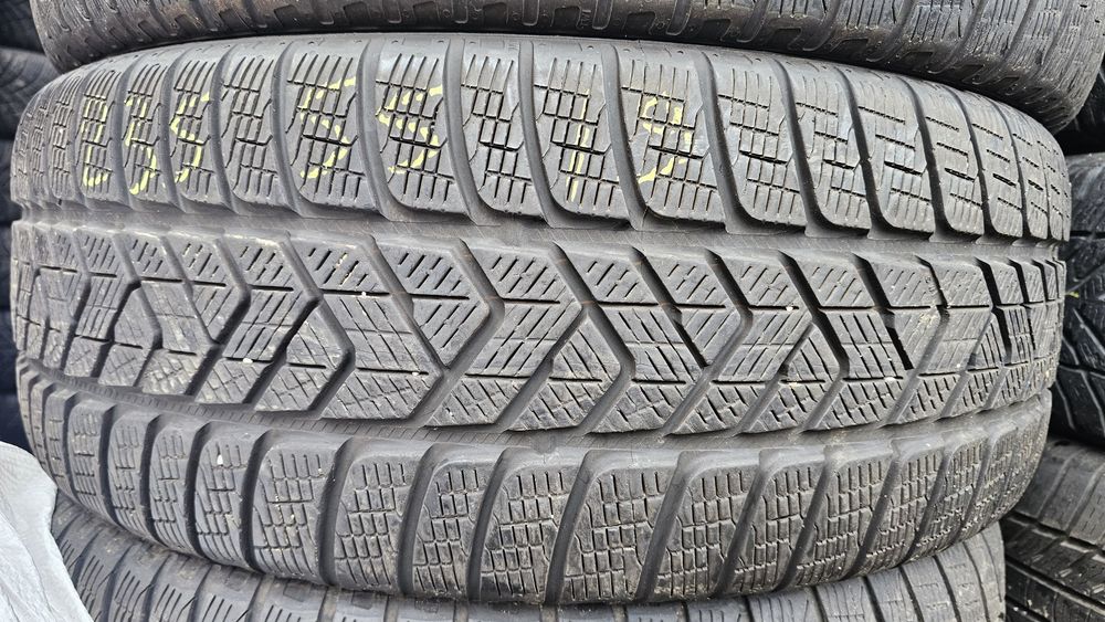Set anvelope 255 50 R19 si 235 55 R19
