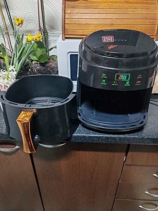 Air fryer 10L 3000w 250 lei fix
