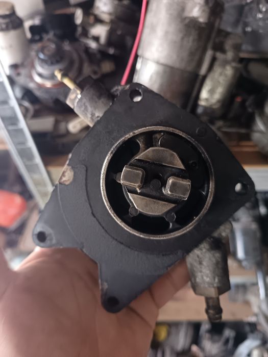 Вакуум помпа шевролет каптива chevrolet captiva 2.0 дизел