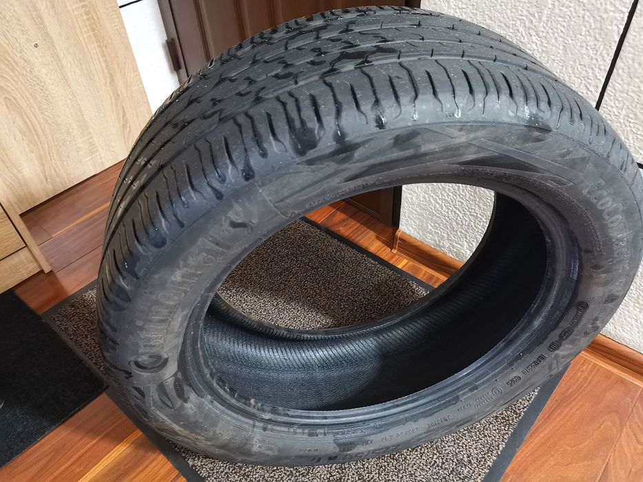 Anvelope Continental 225 /50 R17 94Y aproape noi