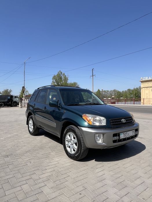 Продам Рав 4 2003г