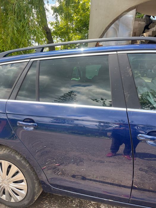 Portiera golf 5 brek dreapta spate LD5 Q