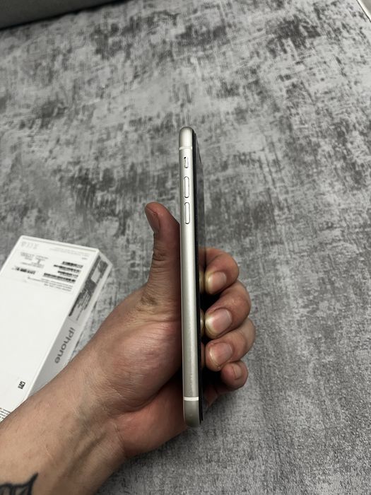 Iphone 11 white 128
